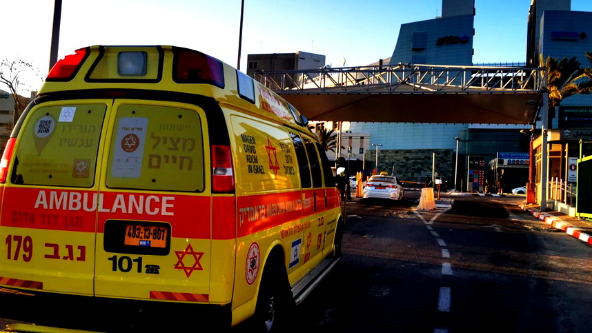 إصابة شاب (34 عامًا) بجراح متوسطة إثر انقلاب تراكترون في رهط 