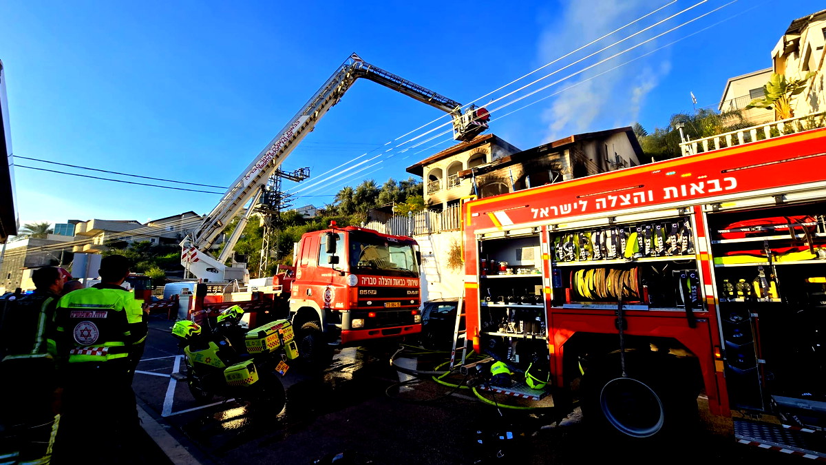  إصابة 12 شخصًا إثر اندلاع حريق داخل منزل في مدينة طبريا... حالتهم متفاوتة