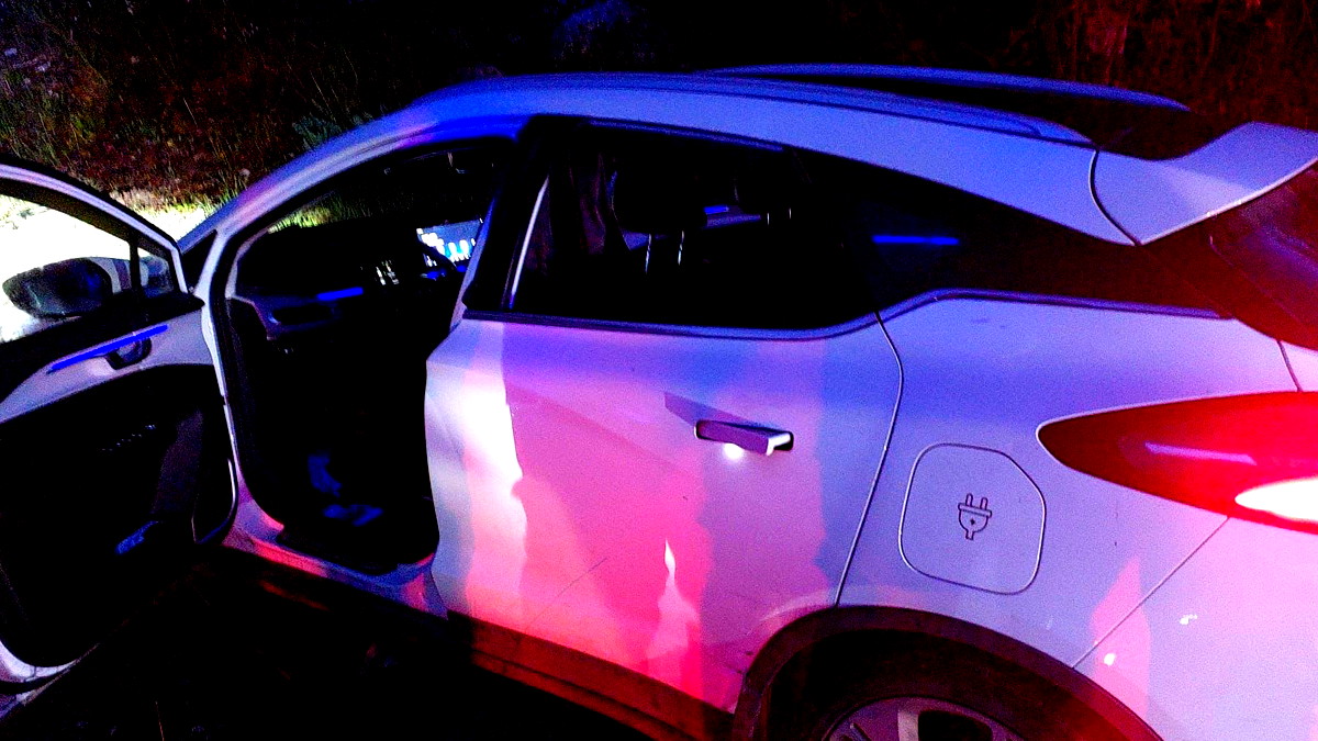 اعتقال مشتبهين بسرقة سيارات في منطقة القدس