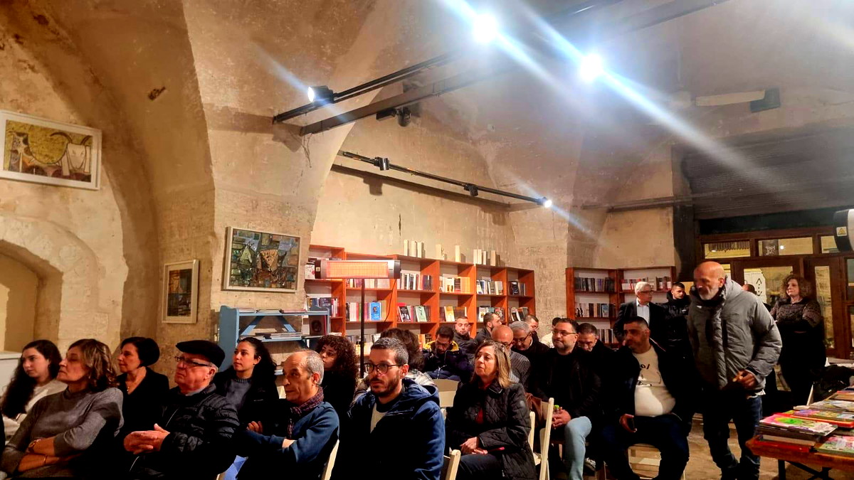 التجمّع يواصل سلسلة الندوات السياسية في البلدات العربية بحضور شعبي واسع