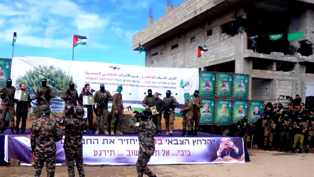 وسائل إعلام إسرائيلية: تم منح الوسطاء عدة أيام لإعادة حماس إلى طاولة المفاوضات