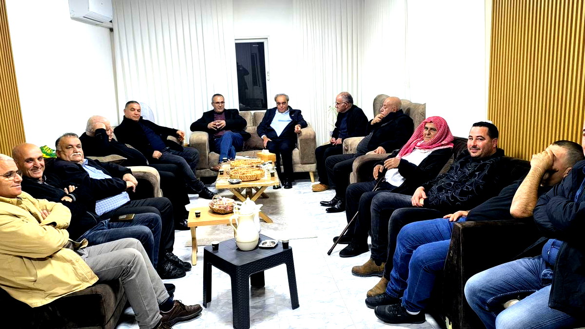 الشيخ أكرم سواعد يستقبل مجموعة من أطياف مجتمعنا... غزال ابو ريا: لا تصادم بين الثقافات والديانات ويجب التفتيش عن المشترك بين الشعوب