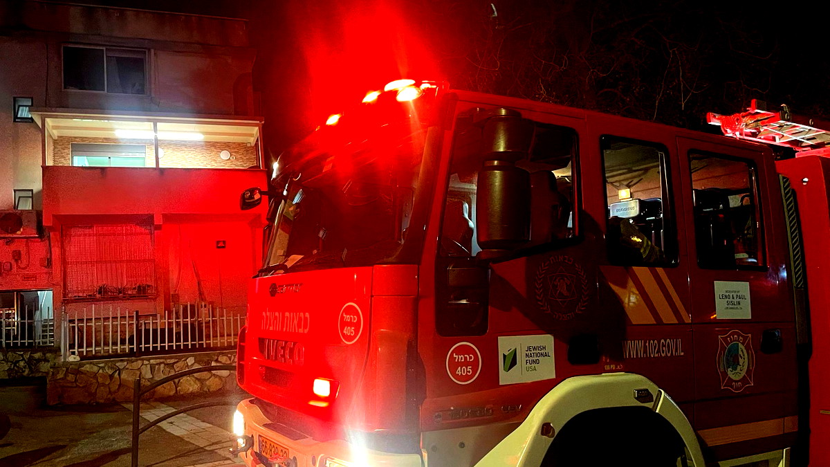 حيفا: اصابة سيدة اثر اندلاع حريق بمنزل