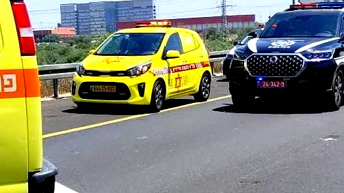 إصابة طفلة بجروح خطيرة إثر دهسها بحافلة في حورة بالنقب