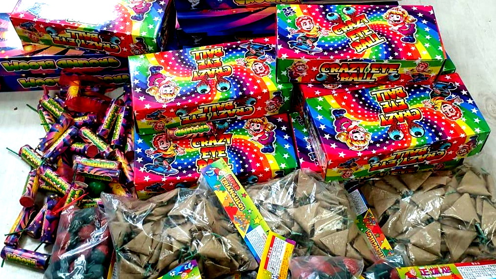 اعتقال شاب من رام الله بشبهة تجارة المفرقعات 