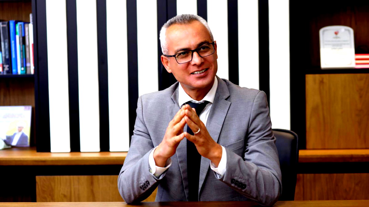  الدكتور سامي ميعاري يحصل على درجة البروفيسور في الاقتصاد السياسي من جامعتي تل أبيب و"ييل YALE" العالمية