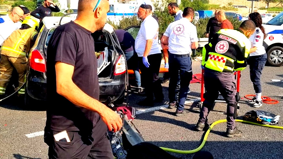 إصابة شابة بجراح خطيرة في حادث طرق مروع على شارع 79 قرب مفرق هموفيل