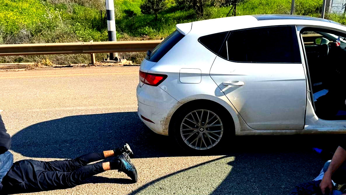 شمال البلاد: تصريح مدعٍ عام ضدّ شابين بشبهة حيازة سلاح وأمشاط ذخيرة بشكلٍ غير قانوني