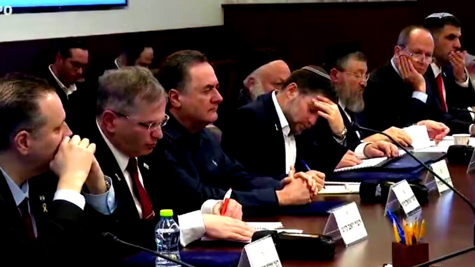 الحكومة الإسرائيلية توافق بالإجماع على إقالة رئيس الشاباك رونين بار