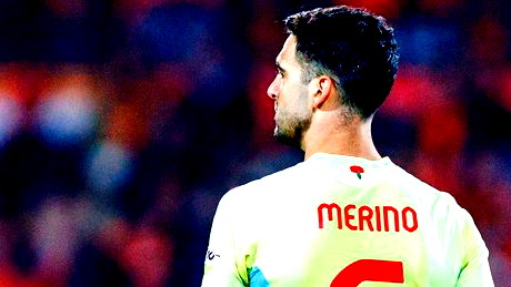 ميرينو ينقذ إسبانيا من هزيمة في هولندا بتعادل قاتل 2-2