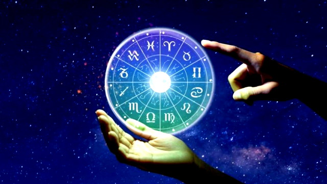 إليك توقعات الأبراج ليوم الأحد، 30 مارس 2025