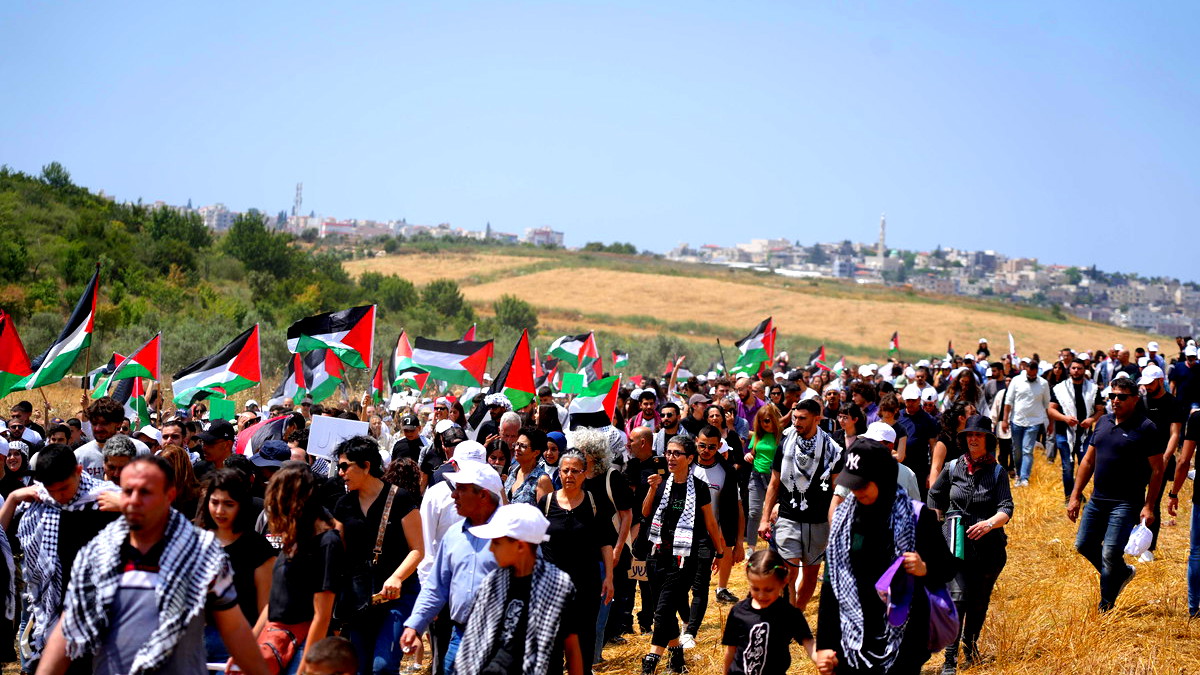 لجنة المتابعة تقيّم إحياء يوم الأرض وتدعو الى أوسع مشاركة في مسيرة العودة وتؤكّد: علينا استنهاض الوقوف بجانب شعبنا 