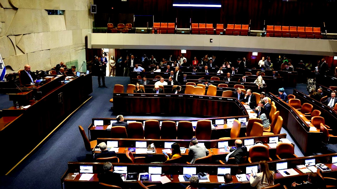 رئيس وحدة مكافحة الإرهاب اليهودي في الشاباك يعلق مهامه حتى انتهاء التحقيق