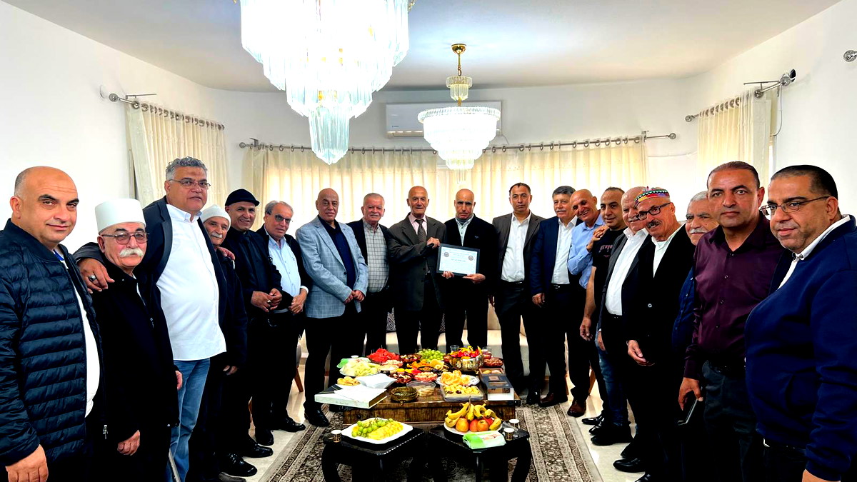 وفد من أطياف المجتمع العربي في لقاء مع رئيس مجلس كسرى سميع