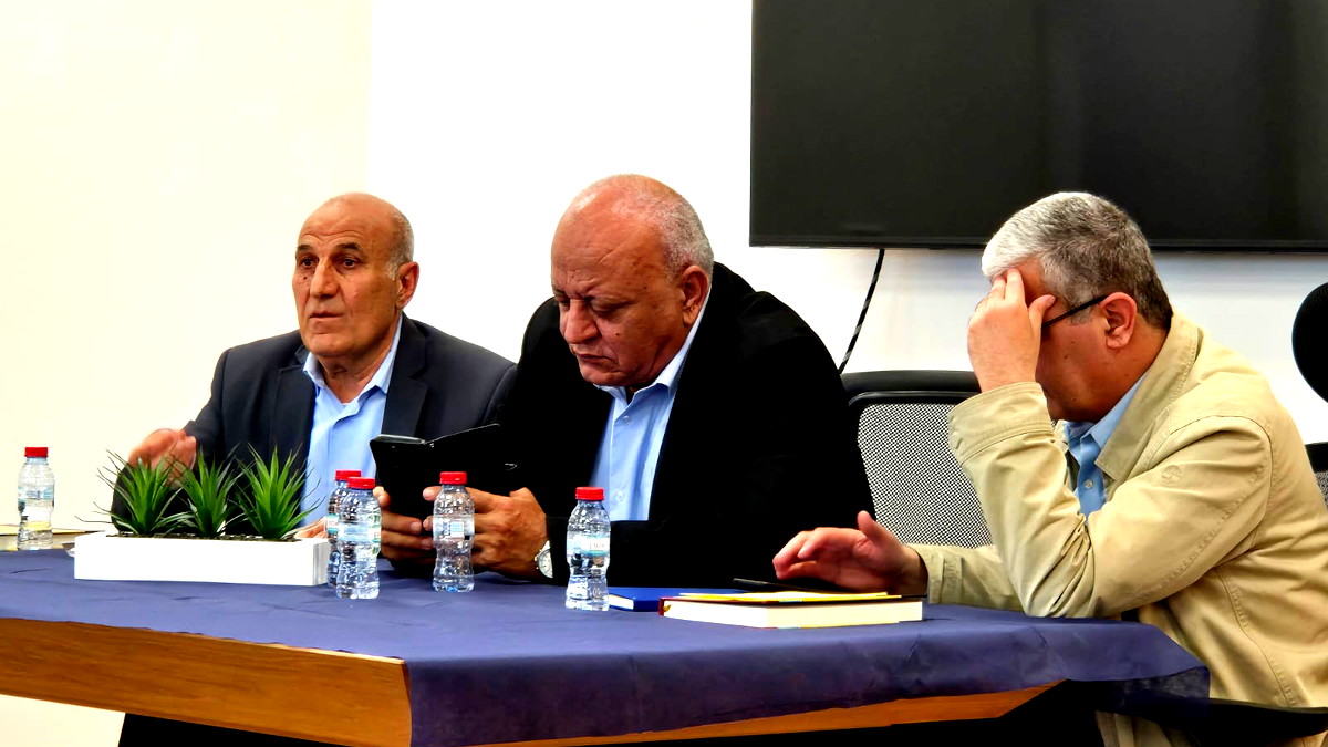 مَجمَع اللغة العربية يُشهر "حرب المصطلحات"