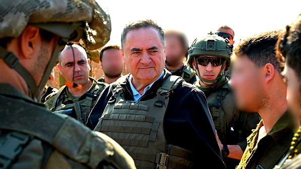 كاتس: مساحات واسعة بغزة أصبحت ضمن المناطق الأمنية وسيضطر السكان للنزوح.. القطاع بات أصغر وأكثر عزلة