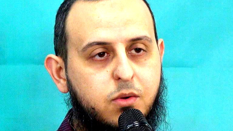 الناس في باب المال؛ "محسن" أو "ظالم" أو "عادل"