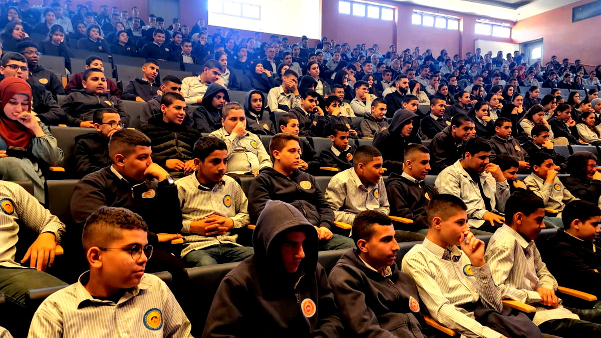 إنطلاقة المبادرة الثقافية "فرحة بلد" ضمن فعاليات "نيسان الثقافة" في القصر الثقافي القرعاوي