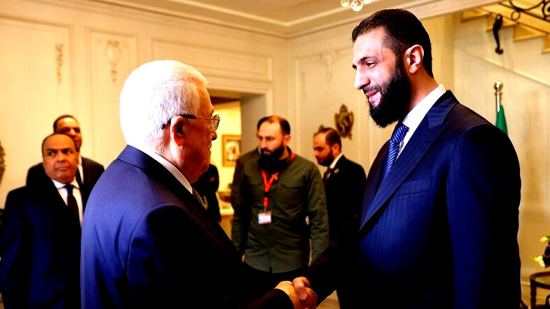 مصدر مطلع يؤكد رفض إسرائيل هبوط مروحيات أردنية في رام الله لنقل الرئيس الفلسطيني إلى سوريا