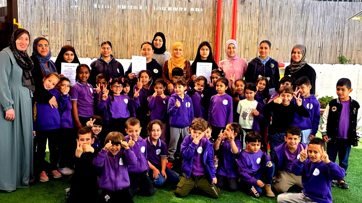 فعاليات مميزة من طلاب مدرسة السلام الاعدادية بكفرقرع لروضات المفاحر تحت شعار " بقلب انقى نسمو ونرتقي"