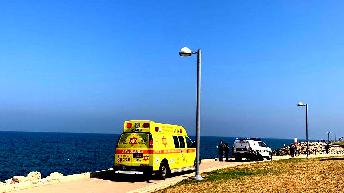 بعد افتتاح موسم السباحة! مصرع شاب (40 عامًا) إثر تعرّضه للغرق بأحد شواطئ مدينة يافا