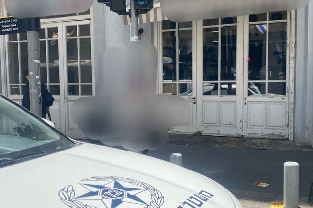 الشرطة: اعتقال صاحب مطعم في تل أبيب لتشغيله 3 فلسطينيين بدون تصاريح إقامة