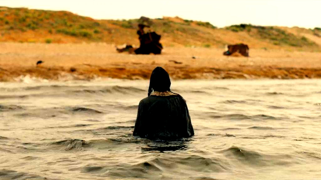 بعد جولته بمهرجاني لوكارنو والبحر الأحمر السينمائي  طرح فيلم "أقورا" للمخرج علاء الدين سليم في دور العرض التونسية    