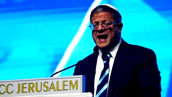 فيديو| بن غفير من واشنطن: لا مكان لرئيس شاباك يعارض الحكومة المنتخبة – يجب إقالة رونين بار فورًا