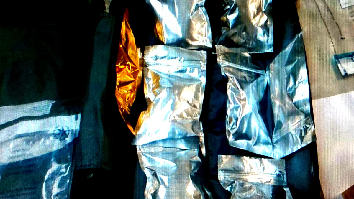 بعد ضبط أكثر من 400 غرام مخدرات في حقيبته... اتهام رجل (41 عامًا) من حيفا بتجارة المخدرات