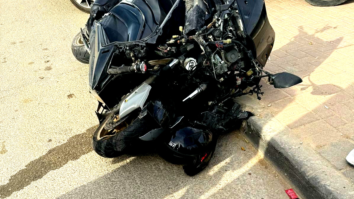 3 إصابات جرّاء حادث سير بين دراجة نارية ومركبة في رهط.. أحدهم بحالة متوسطة