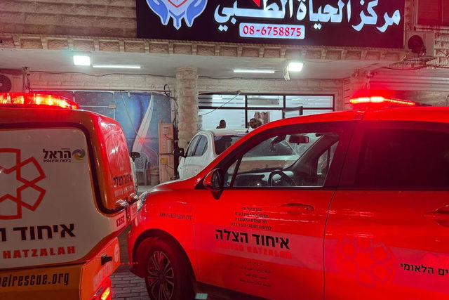 اصابة شاب بجراح متوسطة خلال شجار في مدينة رهط
