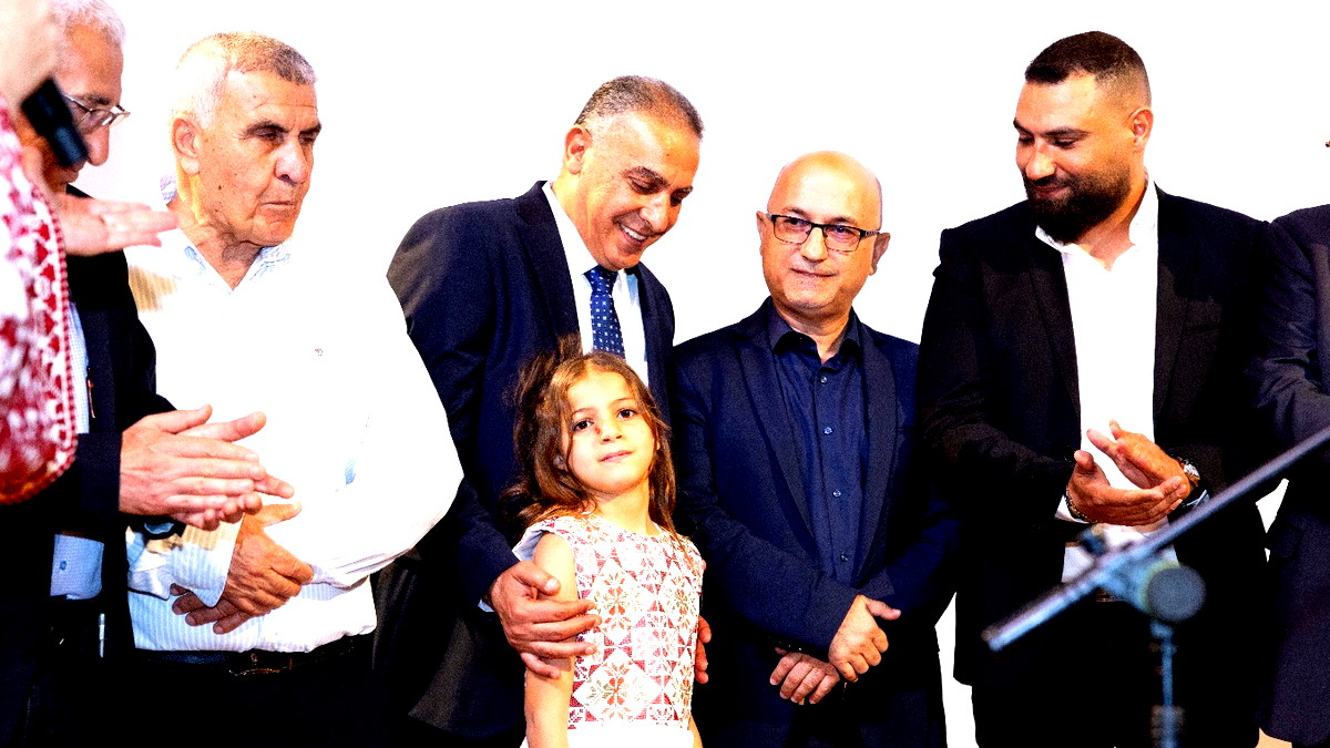 نجاح منقطع النظير للكونسيرت الموسيقي "مرشوشة بالعطر" وإطلاق مبادرة بلدية كفر قرع "أوقفوا الجريمة والعنف"