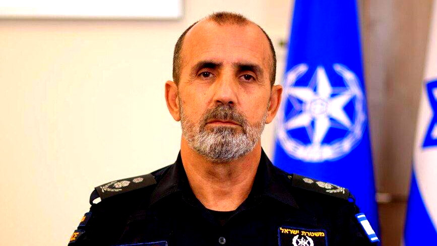 مفوض الشرطة يشيد بإحباط مخطط اغتيال في بلدة اكسال ويؤكد على استمرار مكافحة الجريمة في المجتمع العربي