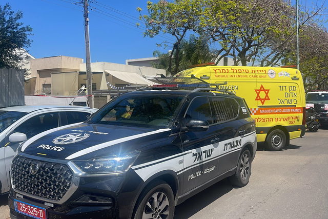 العثور على جثمان سيدة داخل شقة سكنية في مدينة الخضيرة... اعتقال شقيقها بشبهة ضلوعه بجريمة القتل!