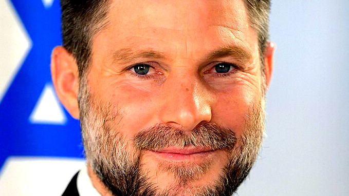 سموترتيش يرسم صورة "النصر المطلق": تفكيك سوريا وتصفية حماس وإنهاء التهديد الإيراني