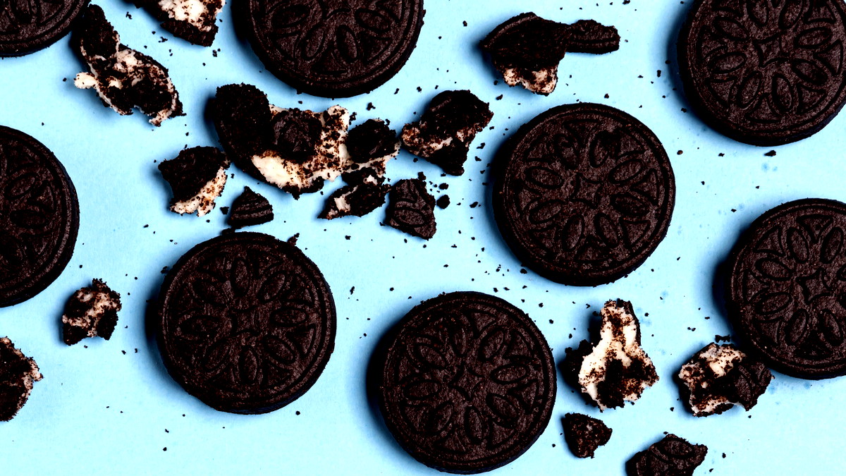 حلوى الأوريو: حلوى لذيذة وسهلة بـ5 خطوات فقط