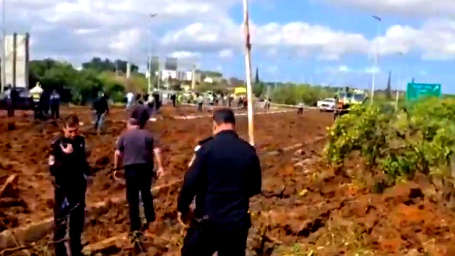 إلغاء رحلات جوية من اوروبا إلى إسرائيل بعد سقوط صاروخ يمني في مطار بن غوريون