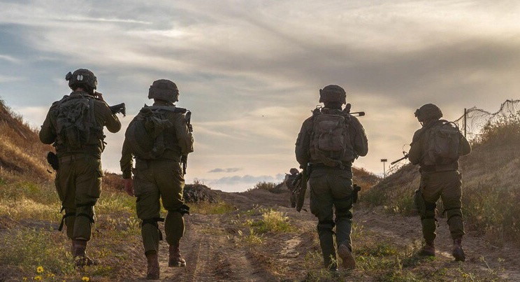 الجيش الإسرائيليّ يعلن عن مقتل جندي برتبة رقيب من جرّاء حادث دهس عملياتي في منطقة غلاف غزّة