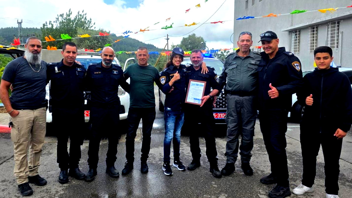  "دوريّة الأمنيّات" في شرطة إسرائيل تحقّق حلم الشابّ هادي شناتي من قرية ترشيحا