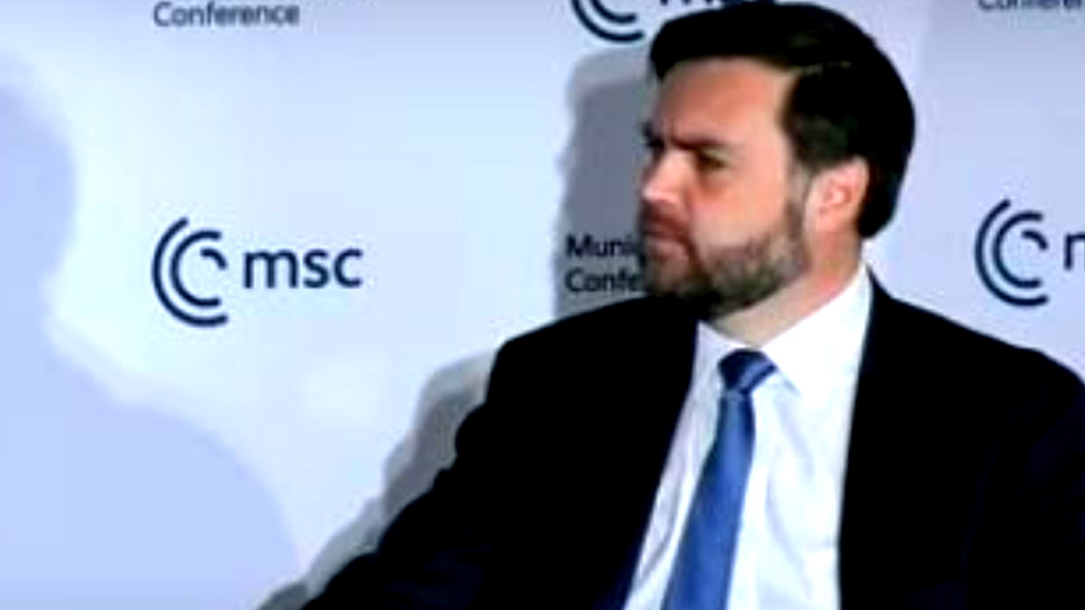 نائب ترمب: المحادثات مع إيران "جيدة حتى الآن".. وإعادة دمجها بالاقتصاد العالمي وارد