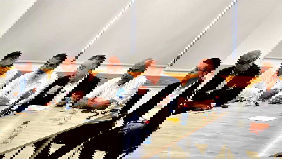 في أعقاب الأحداث الأخيرة في رهط| النائبان العطاونة والهواشلة يؤكّدان: إيتمار بن غفير عنصري فاشي وزيارته للمدينة استفزازية