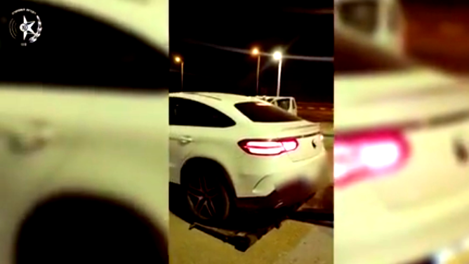 توثيق بالفيديو| منطقة وادي عارة: مصادر 25 مركبة فارهة لأصحاب ديون ضريبية تقدّر بحَوالَيْ 38 مليون شاقل  