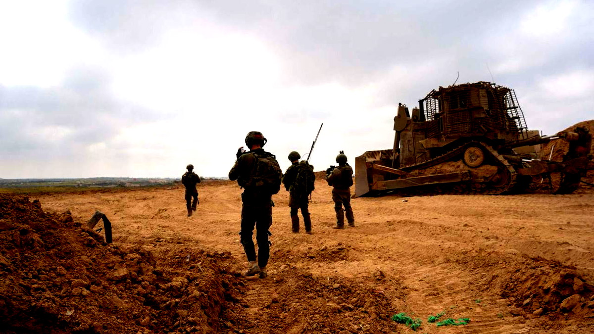إصابة 9 جنود إسرائيليين بينهم ضابطان بانفجار لغم في الشجاعية شمالي قطاع غزة