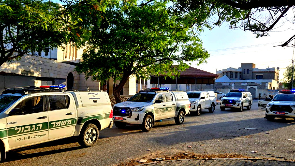 تل السبع:  اعتقال 18 مشتبها بالضلوع في جريمة قتل الطفل يوسف عوض أبو رقيق