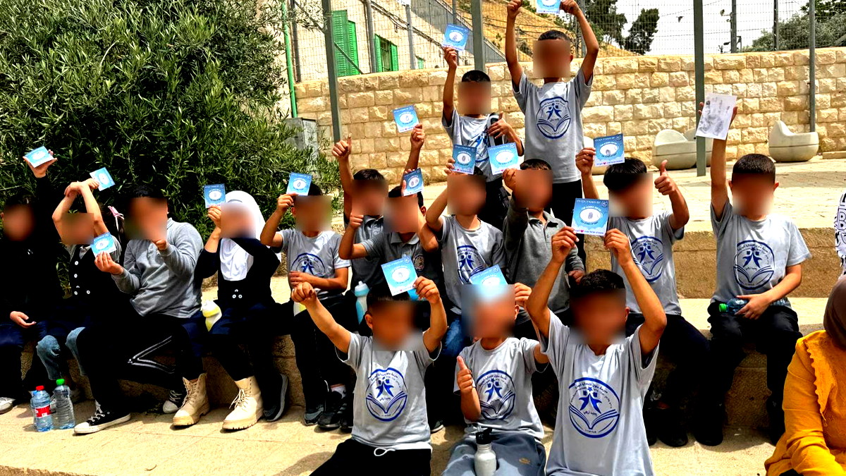 الشرطة تنظم يومًا مجتمعيًا في سلوان بمشاركة عشرات الأطفال: لكل طفل مكان.. هذا هو التزامنا كمجتمع وشرطة