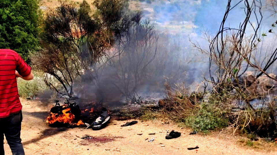 مصادر: مسيّرة إسرائيليّة تستهدف دراجة نارية في بلدة حولا في الأراضي الجنوبية للبنان