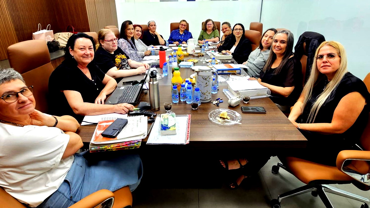  اللجنة القُطرية للترميز الطبي تعقد اجتماعًا في مستشفى العائلة المقدسة بمدينة الناصرة