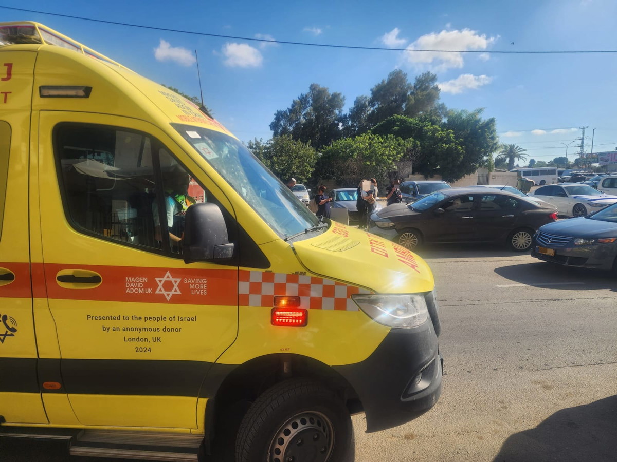كفركنا: إصابة متوسطة لرجل (65 عامًا) إثر انقلاب مركبة