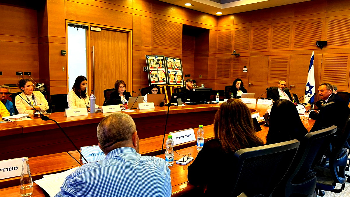 خلال انعقاد لجنة الكنيست لحقوق الطفل بمبادرة بطيرم: الأطفال العرب ضمن الفئات الأكثر تعرضا للغرق