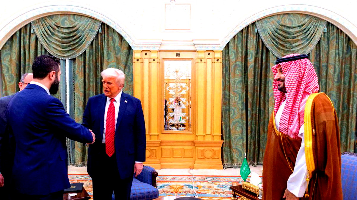 البيت الأبيض: ترامب يلتقي الرئيس السوري أحمد الشرع في الرياض